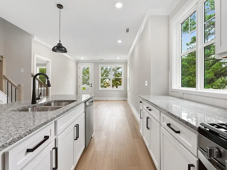 6104 Fox Rd — Photo 15