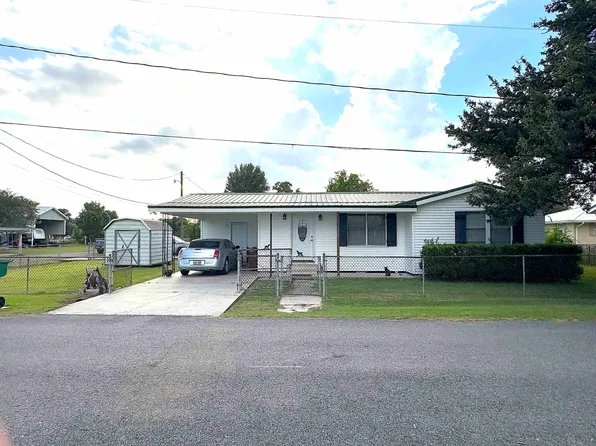 128 W 1st St, Larose, LA 70373