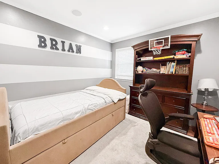 361 Patricia Ct #1 — Photo 18