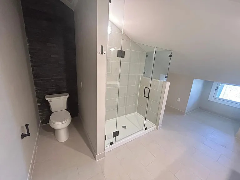 3805 Franklin Blvd #301 — Photo 46