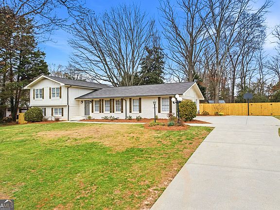 2nd image of 2842 Peeler Rd