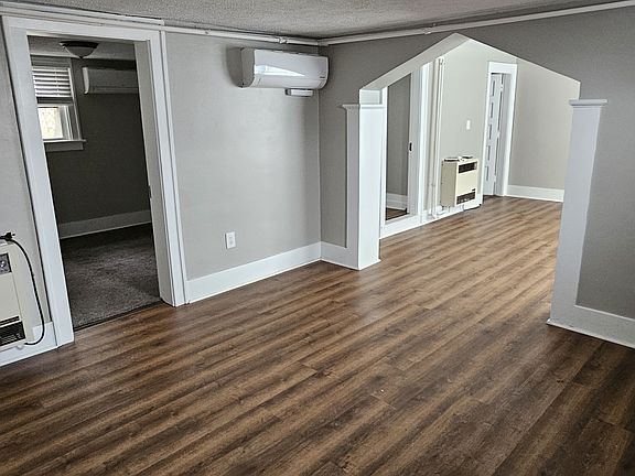 4th image of 219 W Church St APT 9