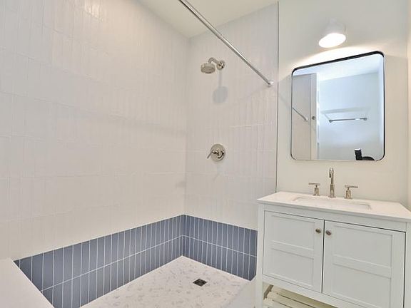 4th image of 85 Broadway #3