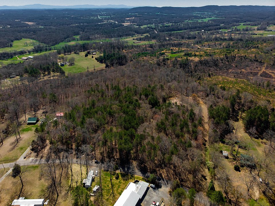 2nd image of 6601 Anderson Acres Dr