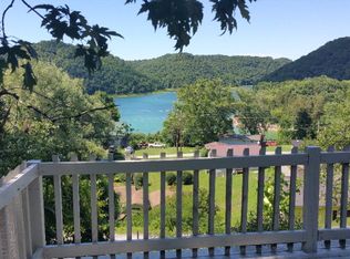 936 Austin Lake Rd, Baxter, TN 38544