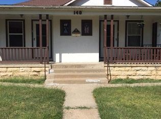 140 W 1st St APT 1, Junction City, KS 66441
