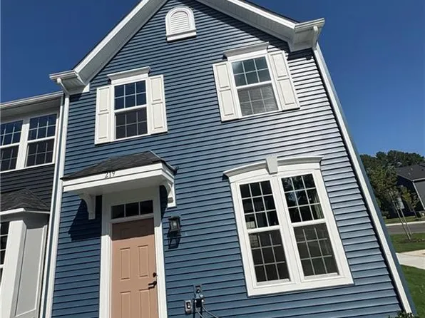 219 Reids Place Dr, Suffolk, VA 23434