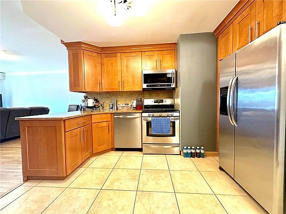 2nd image of 2801 E 11th St APT 5A