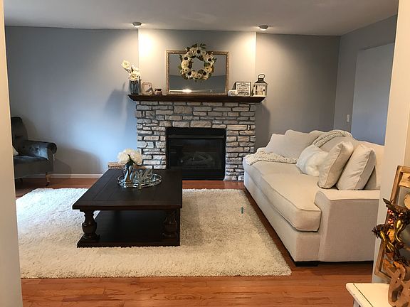 3rd image of 16624 Festal Ave