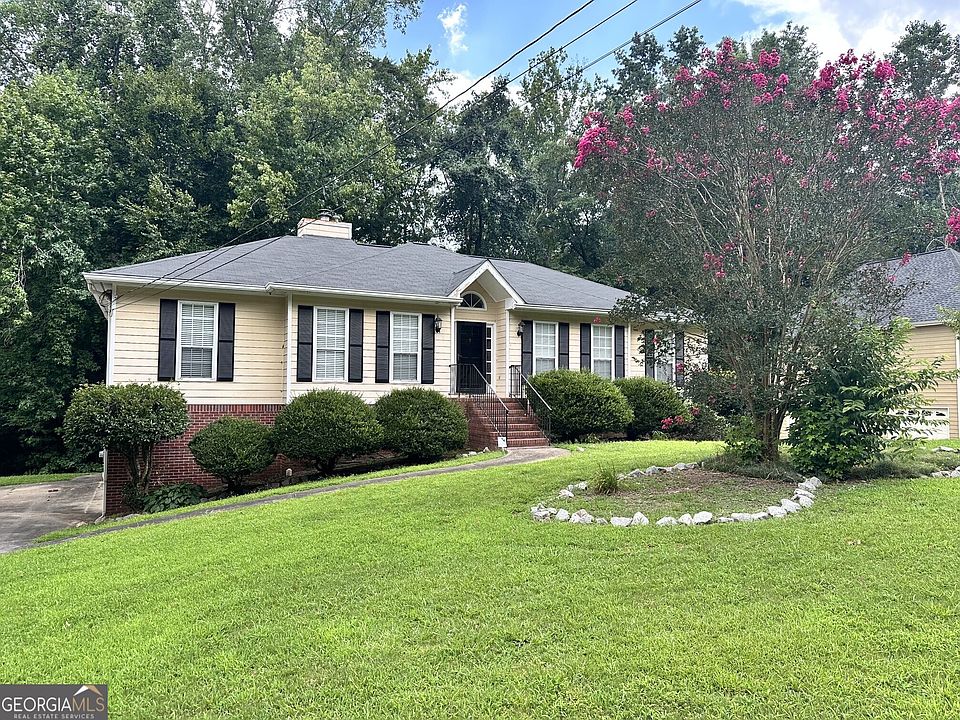 1st image of 2051 Oakcreek Dr