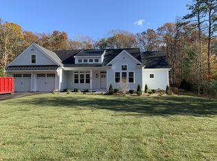 1 Sheffield Pl, Mashpee, MA 02649