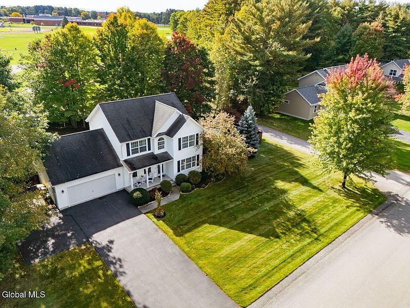2nd image of 181 Farr Lane