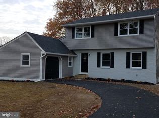 401 Sherwood Dr, Cinnaminson, NJ 08077