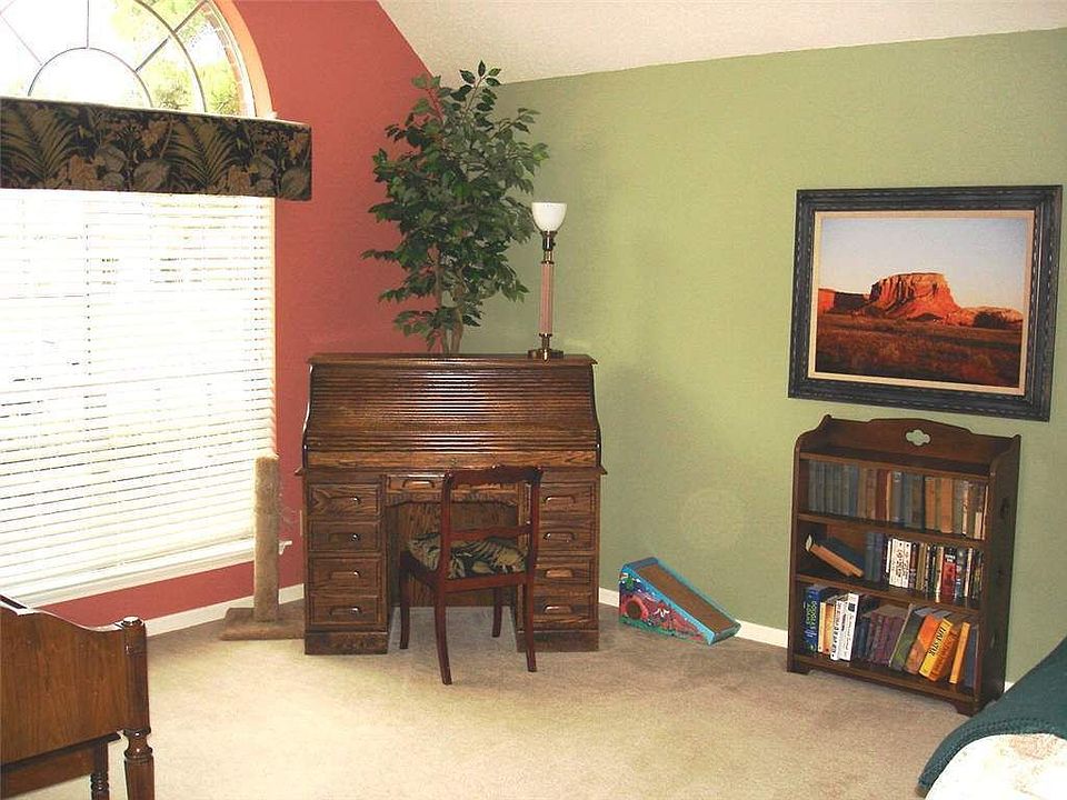 2nd image of 18034 Berry Branch Dr