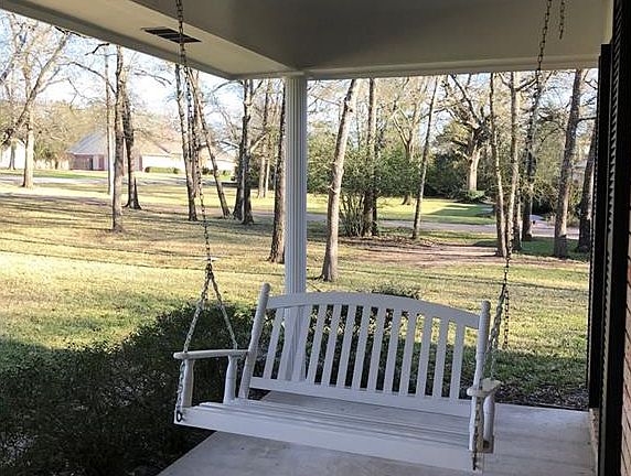 3rd image of 7180 Wood Oaks Dr