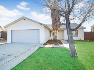 1016 Oakwood Ln, Rosamond, CA 93560