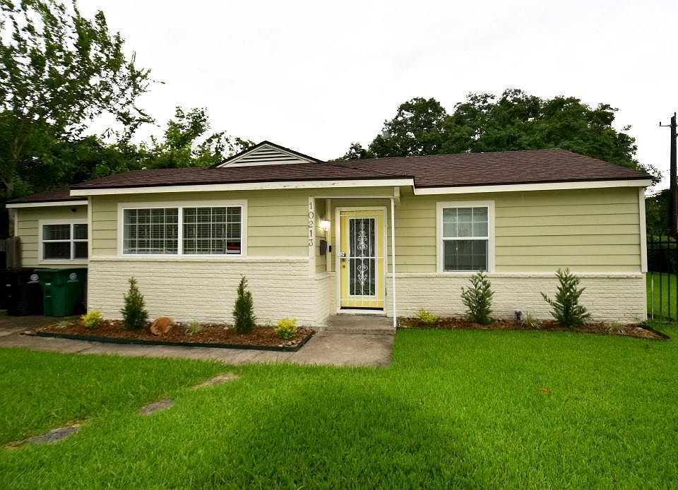 1st image of 10213 Fairland Dr