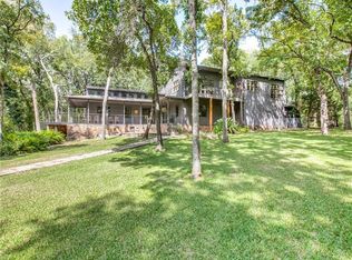 945 Blanks Rd, Tioga, TX 76271