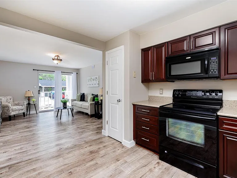 1239 Creve Coeur Crossing Ln #G — Photo 15