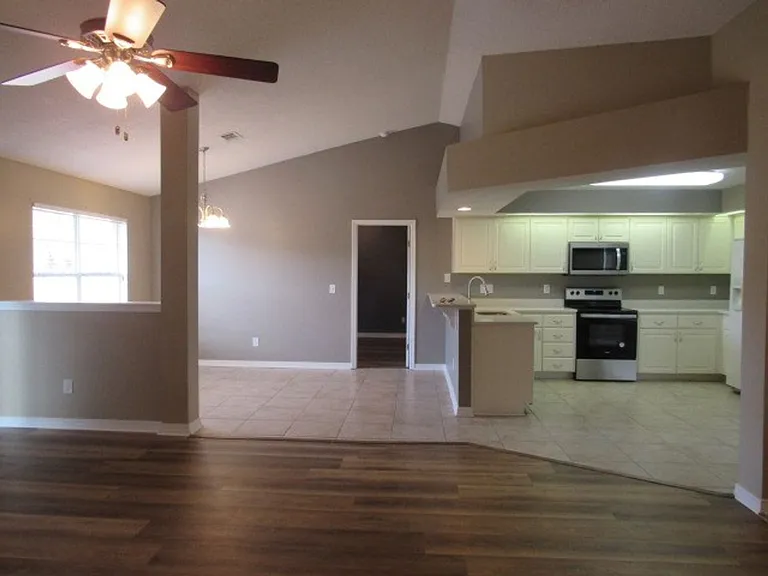 5074 Terra Lake Cir — Photo 8