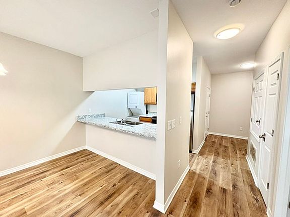 5th image of 1940 Bluewater Blvd #17