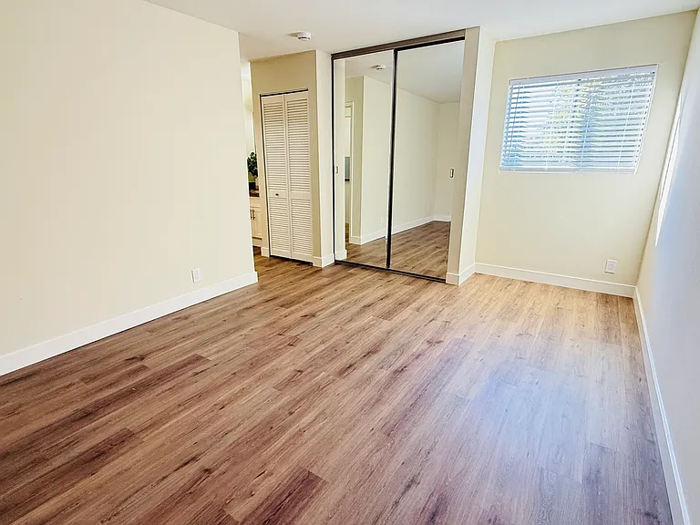 Cambria — Photo 25