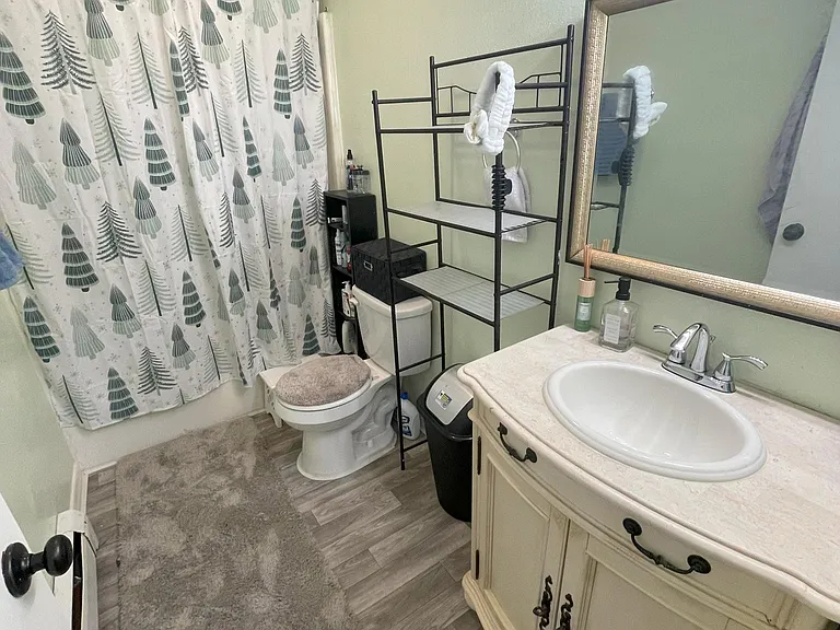 54 Colfax Ave — Photo 11