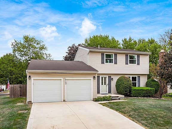 2nd image of 8744 Laconia Dr