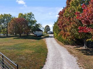 23242 Old Kc Rd, Spring Hill, KS 66083