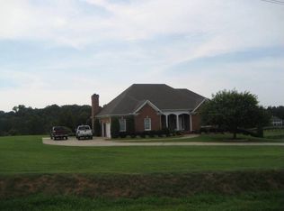 1135 Hester Dr, Cumming, GA 30028