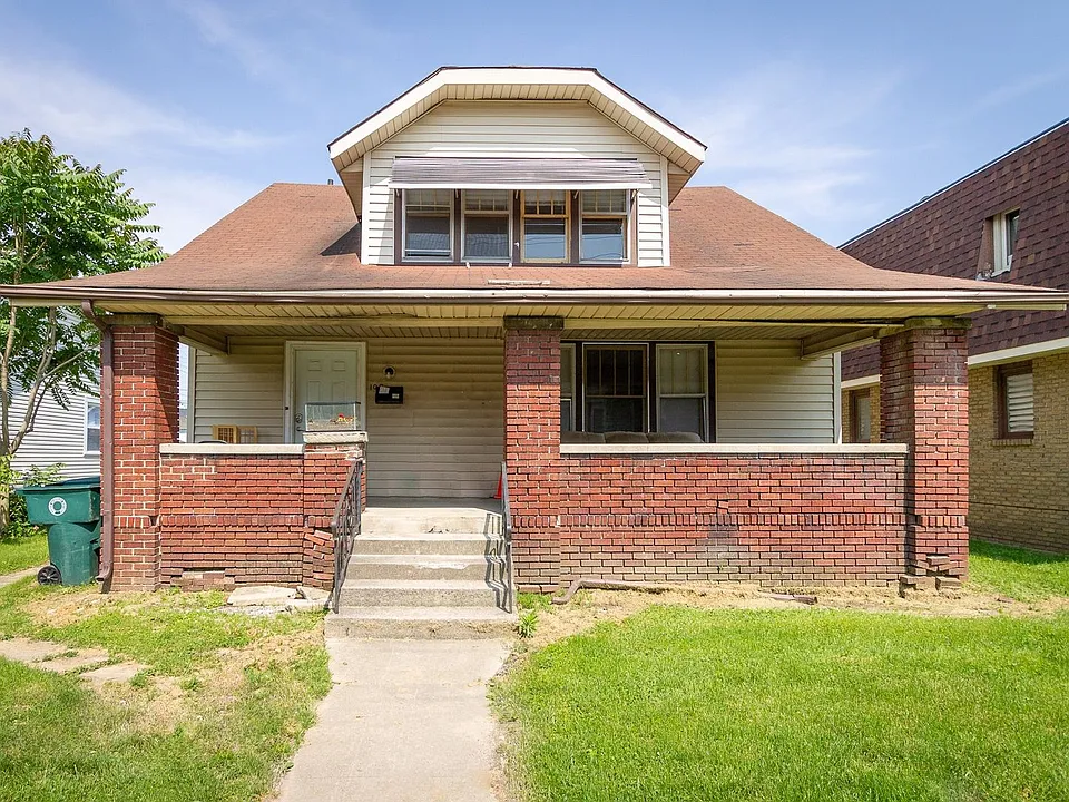 108 N McKinley Ave