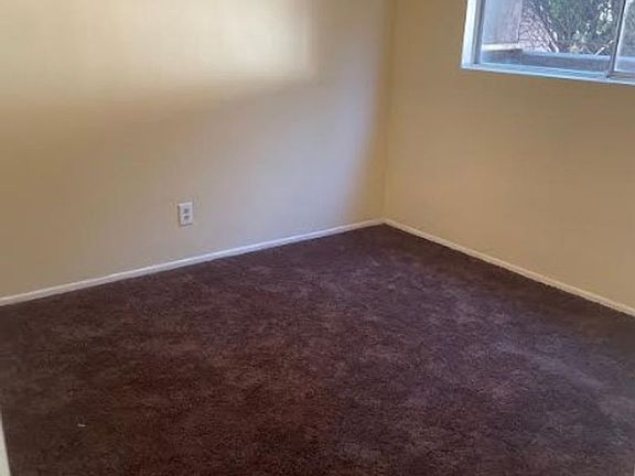 2nd image of 4810 N Sierra Way APT 2
