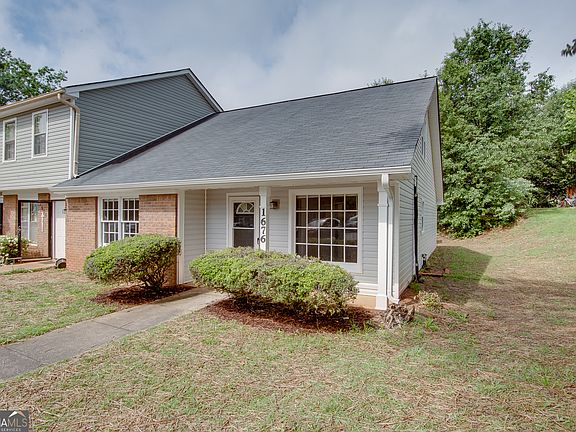 2nd image of 1676 Winchester Way