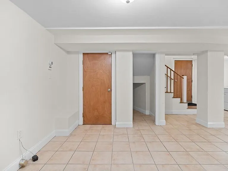 175 Elm St #1 — Photo 13