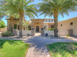 6495 S Oakwood Way, Gilbert, AZ 85298