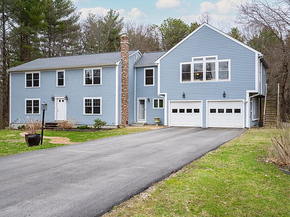 2nd image of 3 Hartley Farm Ln