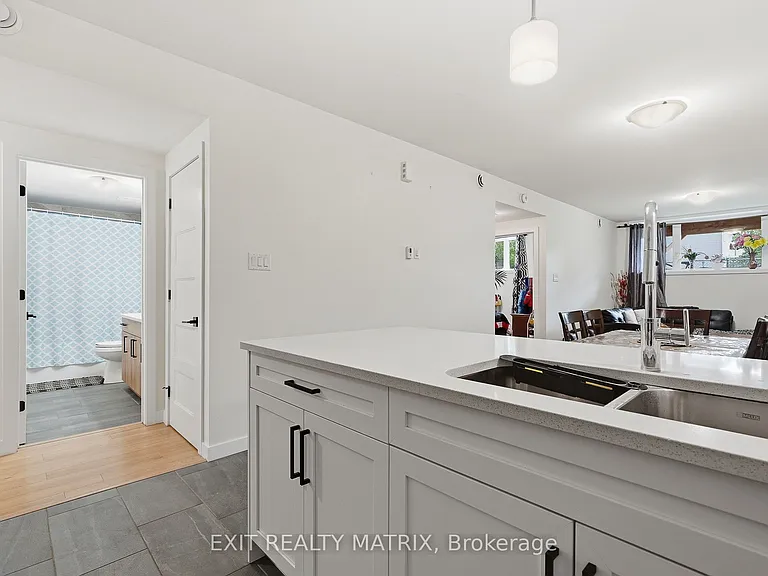 49 Cambridge St #A — Photo 7