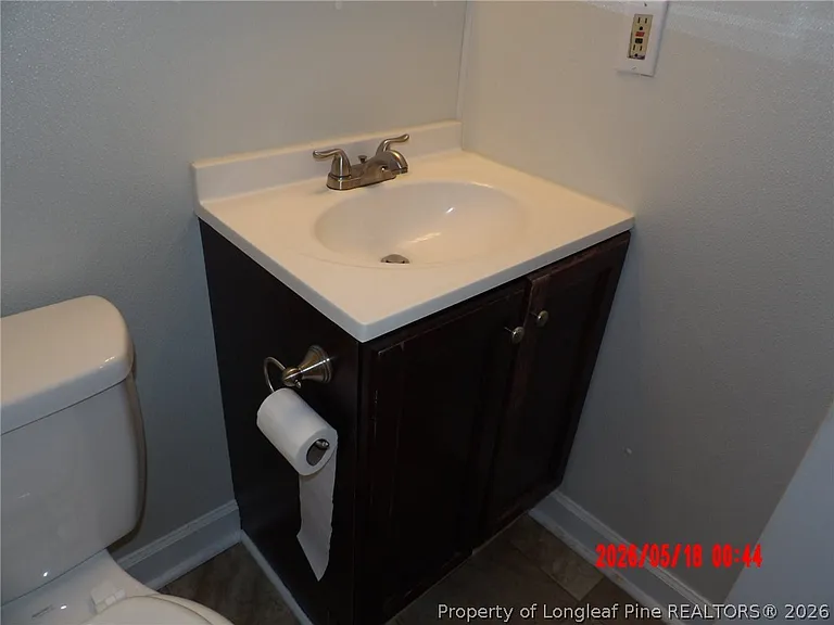 508 Farmview Dr — Photo 12