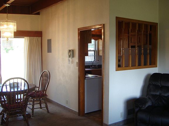 4th image of 1513 Spring Creek Dr