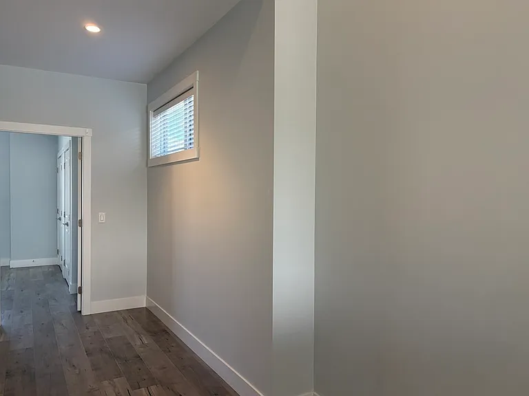 250 Nickel Rd #5 — Photo 16