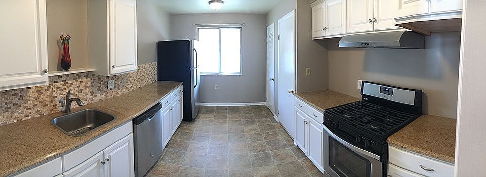 Up Kitchen