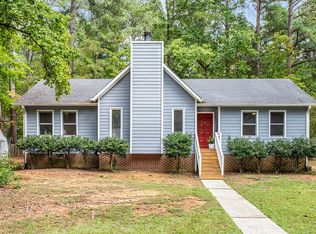 101 Hampton Ct, Chapel Hill, NC 27514