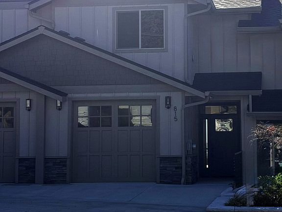 4th image of 811-829 SW 13th St