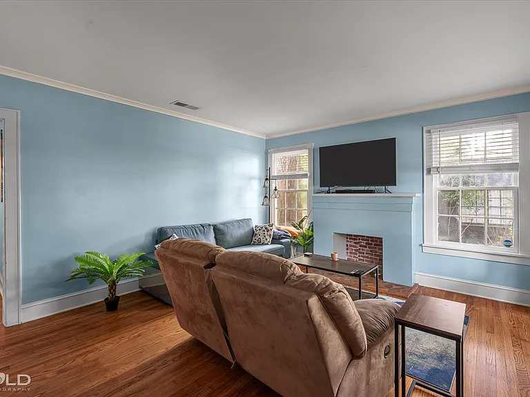 3936 Baltimore Ave — Photo 10