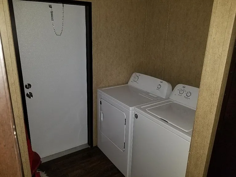 2021 Sam Houston Jones Pkwy — Photo 8