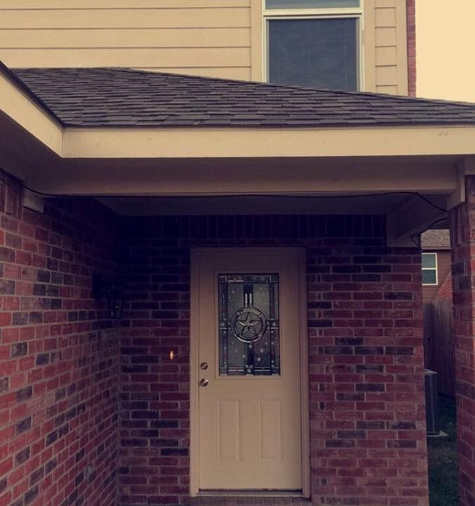 1st image of 713 E College Ave #1