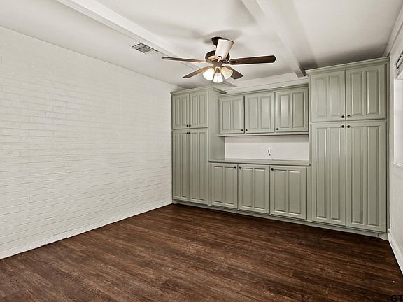 5th image of 502 Southgate Dr