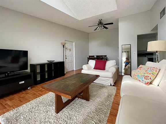 3rd image of 627 Sea Pine Way APT H3