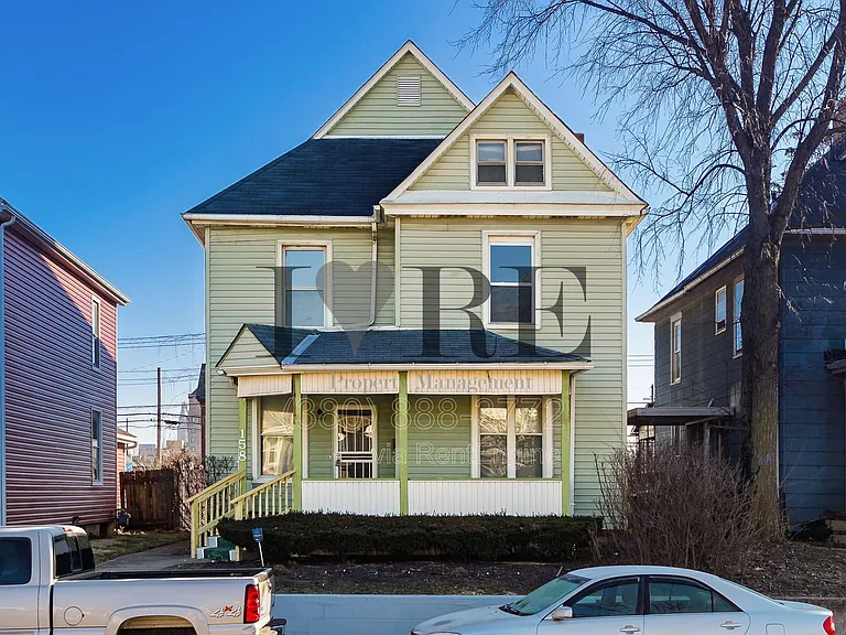 158 Dakota Ave — Photo 1