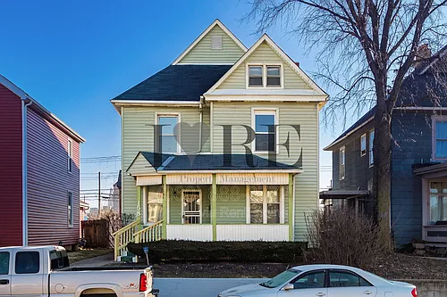 158 Dakota Ave Photo 1
